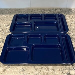 2 Carlisle 9” X 15” Navy Blue Cafeteria Lunch Trays With Compartments